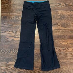 Lululemon yoga pants full length size 6 black
